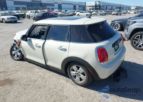 2016 Mini Hardtop Cooper z USA, uszkodzony, nr VIN WMWXU1C55G2D11437